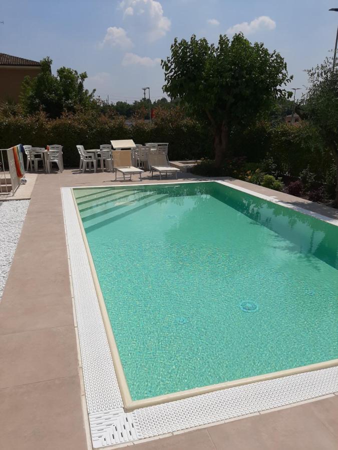 Villa Luisa Rooms And Breakfast Peschiera del Garda Exterior photo